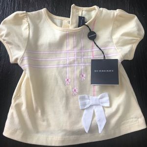 Burberry Baby girl NWT 3 M top